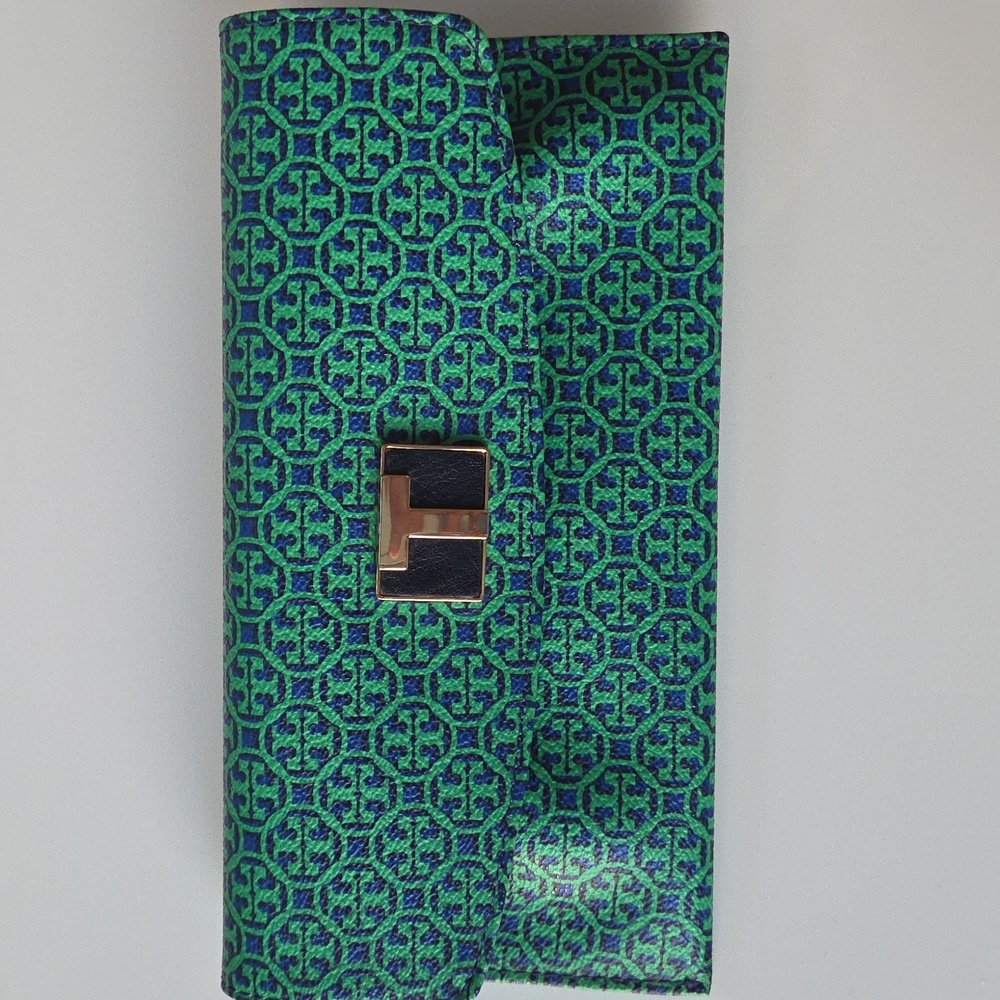 Tory Burch Green and Blue T Monogram Sarah Flat Envelope Clutch- NWT